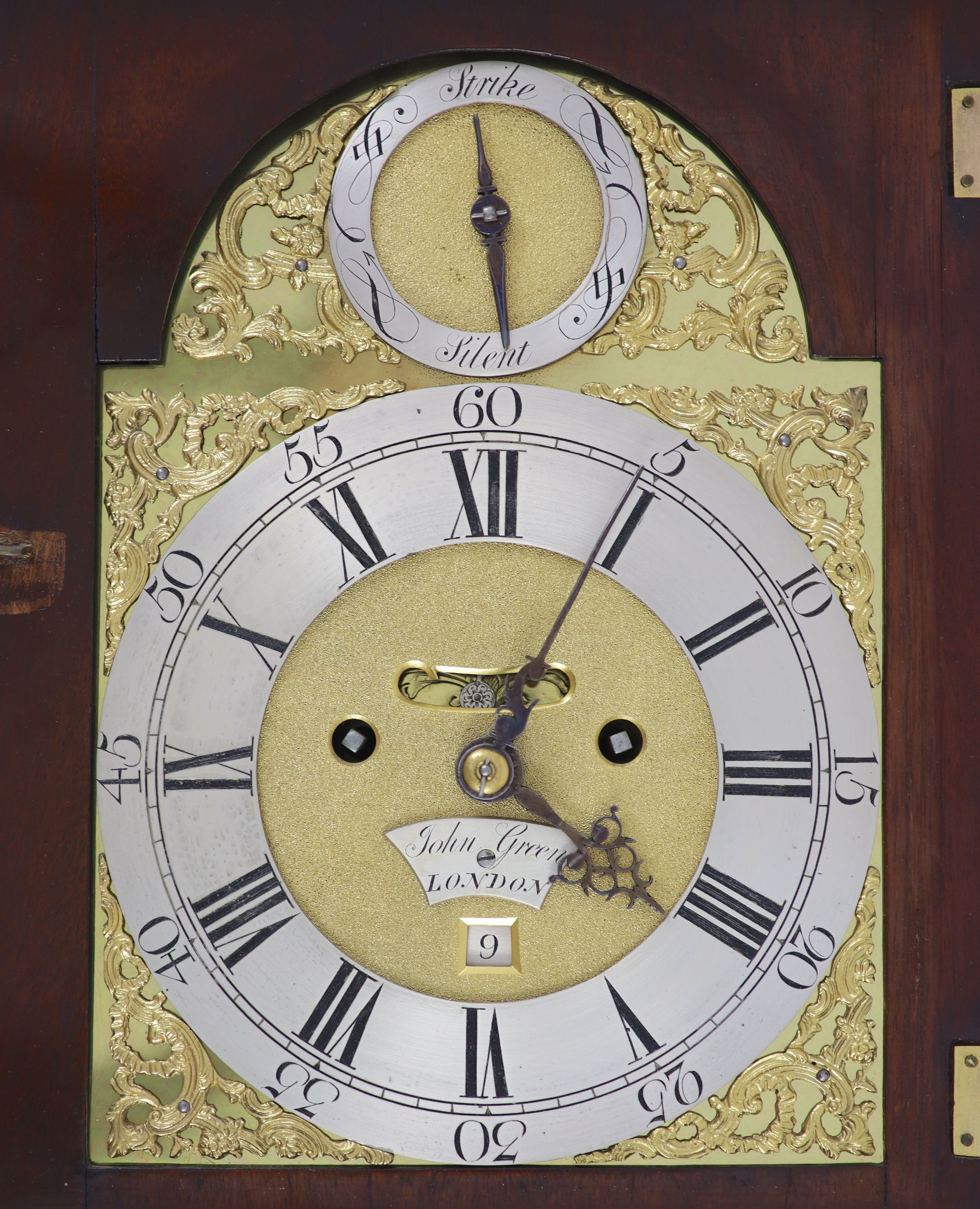 John Green of London. A George III mahogany eight day hour repeating bracket clock H 47cm. W 28cm. D 18cm.